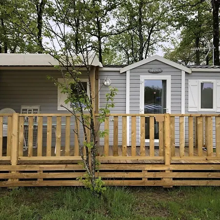 M.Home Confort F027 2Chbr/5Pers