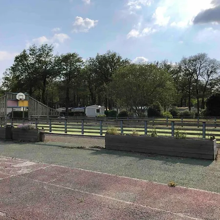 M.Home Confort F027 2Chbr/5Pers Campingplatz