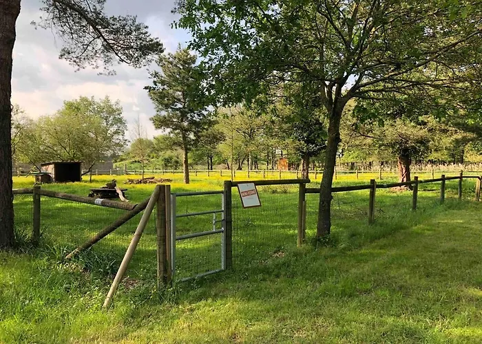 Camping M.home Confort F027 2chbr/5pers *